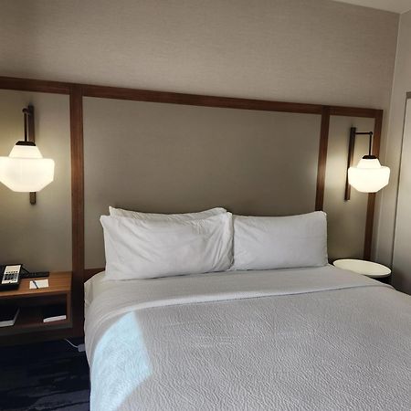 Fairfield Inn & Suites Riverside Corona/Норко Экстерьер фото